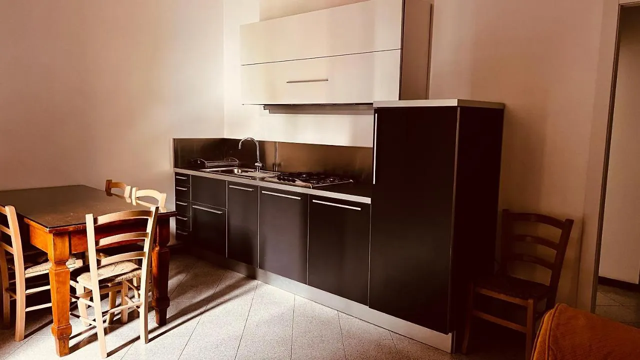 شقة Meschihouse - Leonardo 35 ليكو